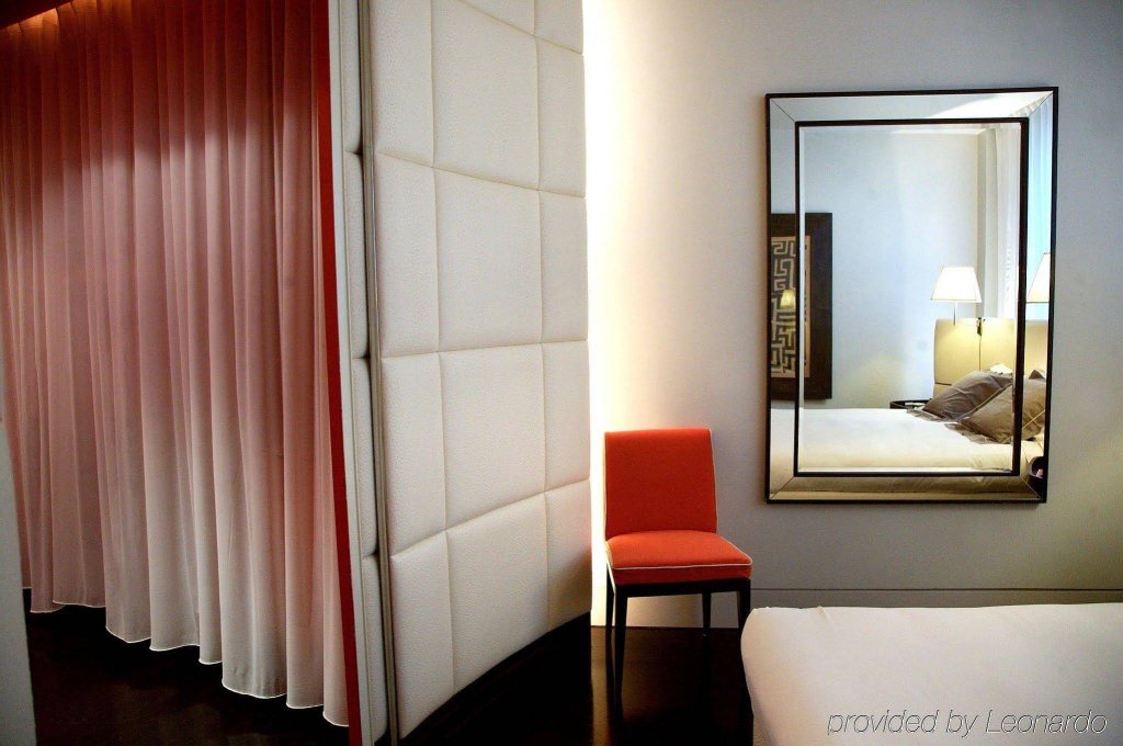 Фото Sina The Gray