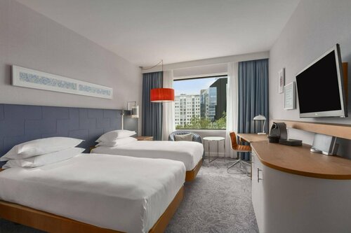 Внешний вид отеля Hilton Rotterdam в Роттердаме, фото 3