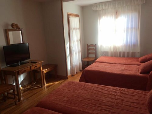 Гостиница Hotel Eriste в Арагоне