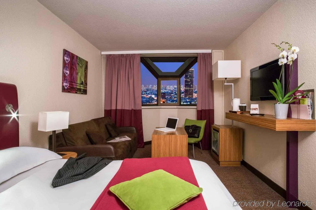 Фото Hotel Mercure Paris Centre Gare Montparnasse