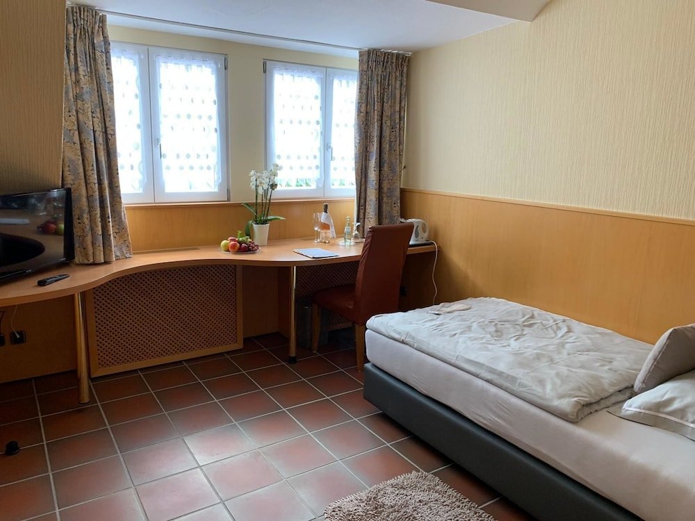 Фото Hotel Burg Wassenberg