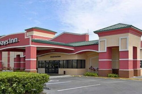 Гостиница Days Inn by Wyndham Orlando Near Millenia Mall в Окои