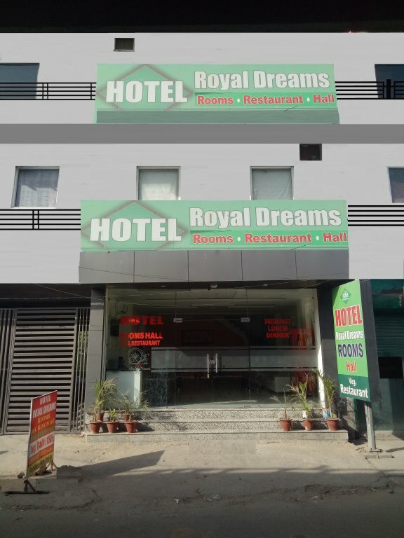 Гостиница Oyo 14515 Hotel Paras Regency в Амритсаре