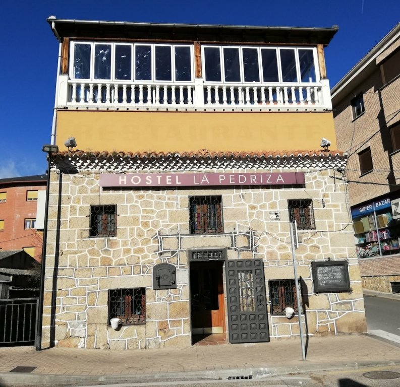 Гостиница Hostel La Pedriza