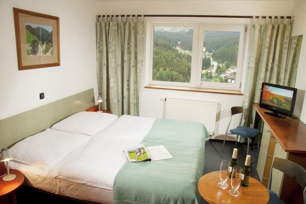 Фото Hotel Horizont