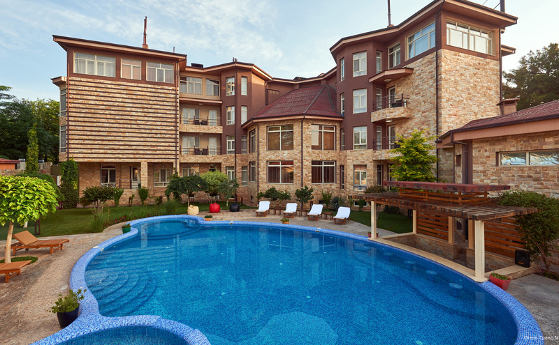 Фото отеля 2