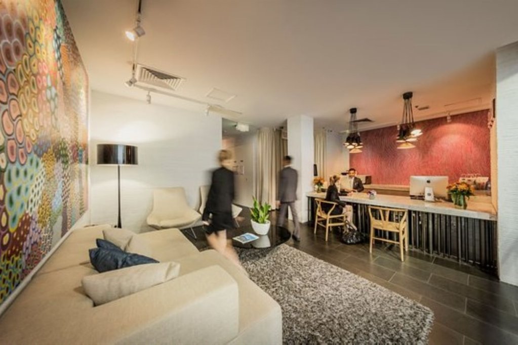 Фото Ibis Melbourne Hotel and Apartments