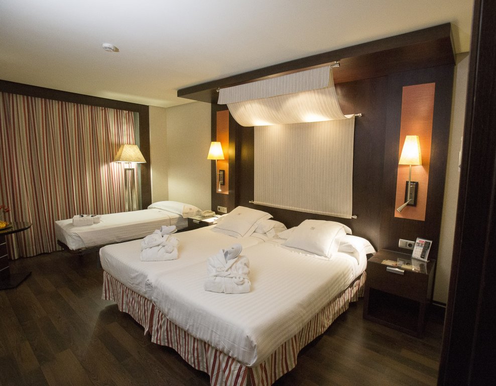 Фото Hotel Cordoba Center