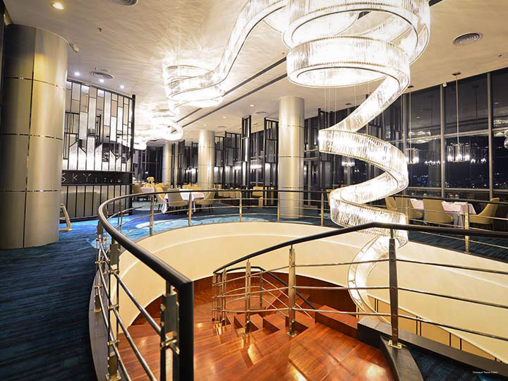 Фото Gumaya Tower Hotel Semarang