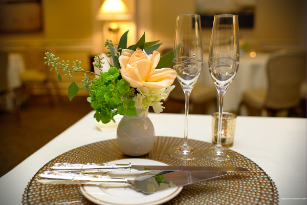 Фото Mayflower Park Hotel