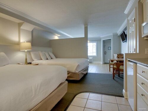 Гостиница Islander Hotel & Resort