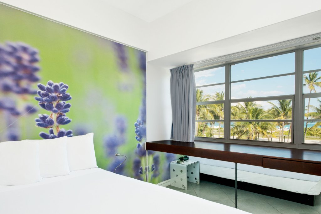 Фото The Penguin Hotel