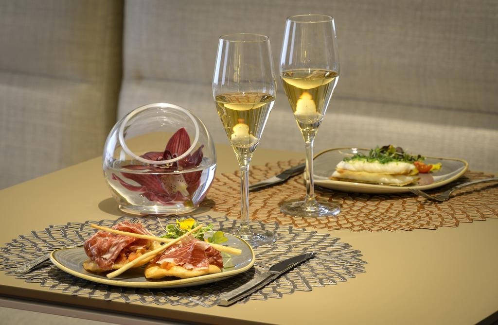 Фото Nh Collection Madrid Colón