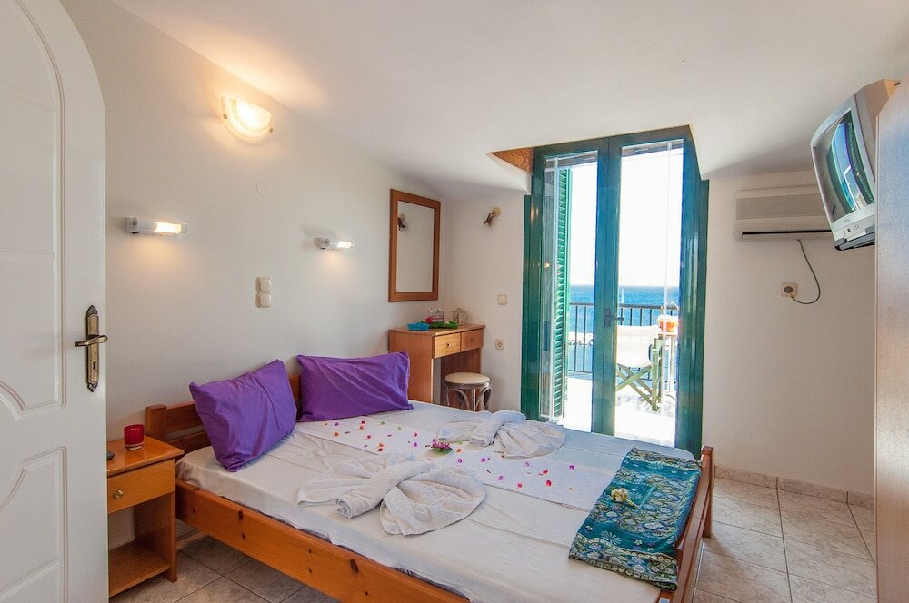 Фото Karmiris Studios