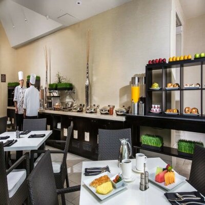 Фото Hilton Irvine Orange County Airport