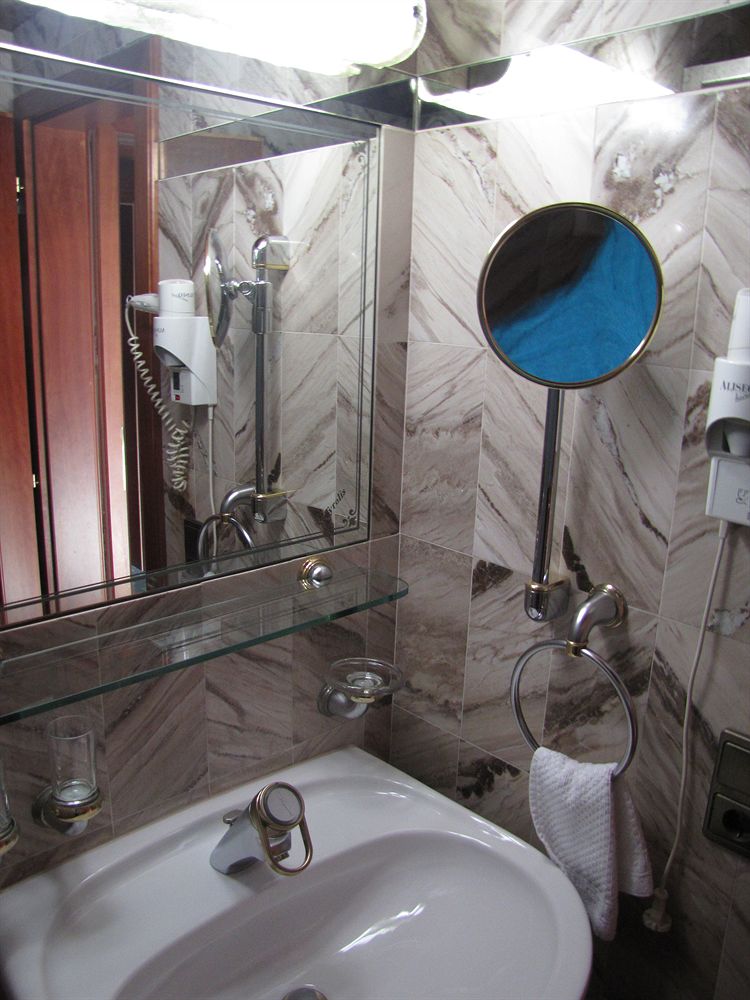 Фото Hotel Tyrolis