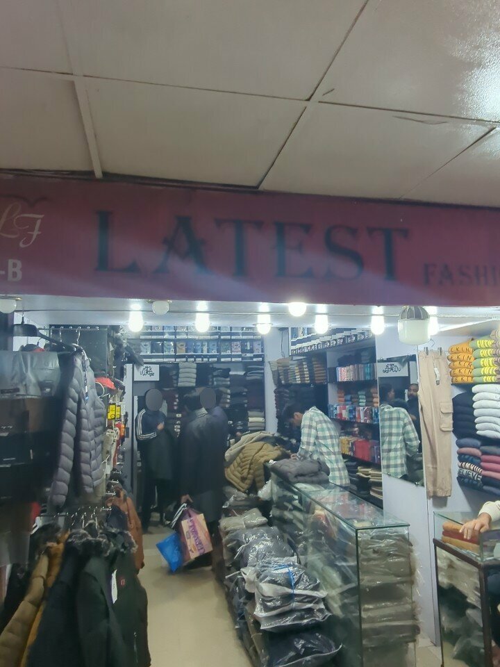 Clothing store Latest fashion, Lahore, photo