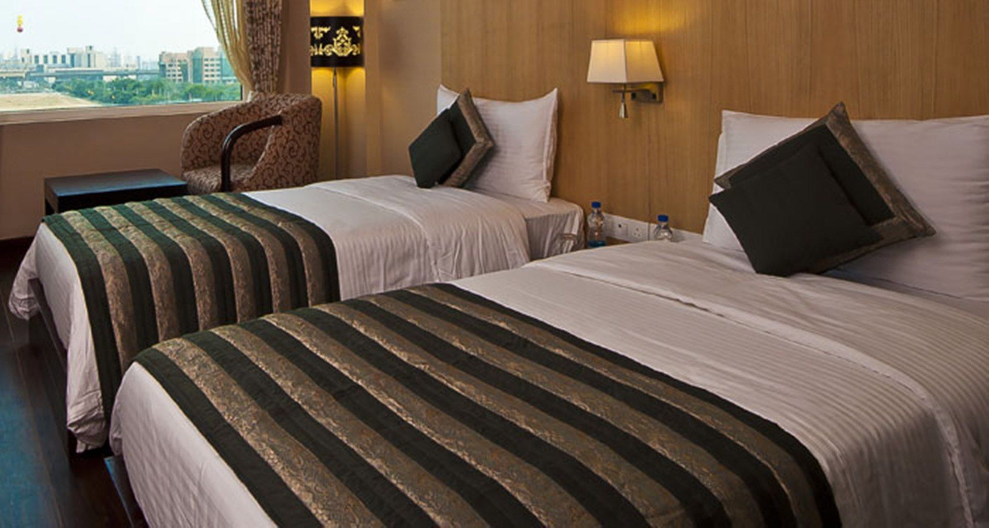 Фото Central Blue Stone