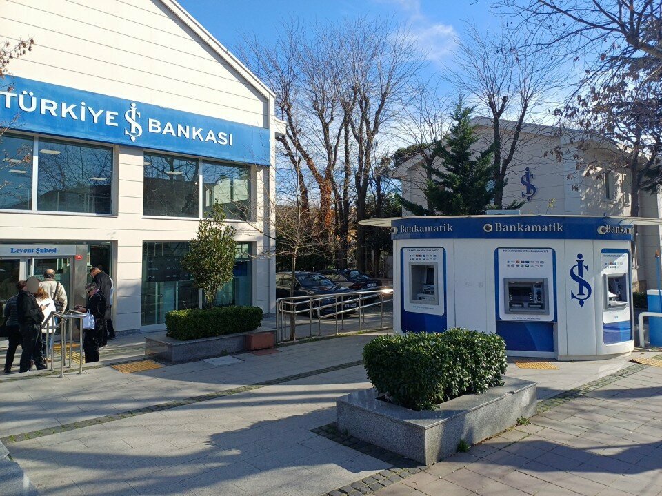 ATM Turkiye İs Bankasi ATM, Istanbul, photo