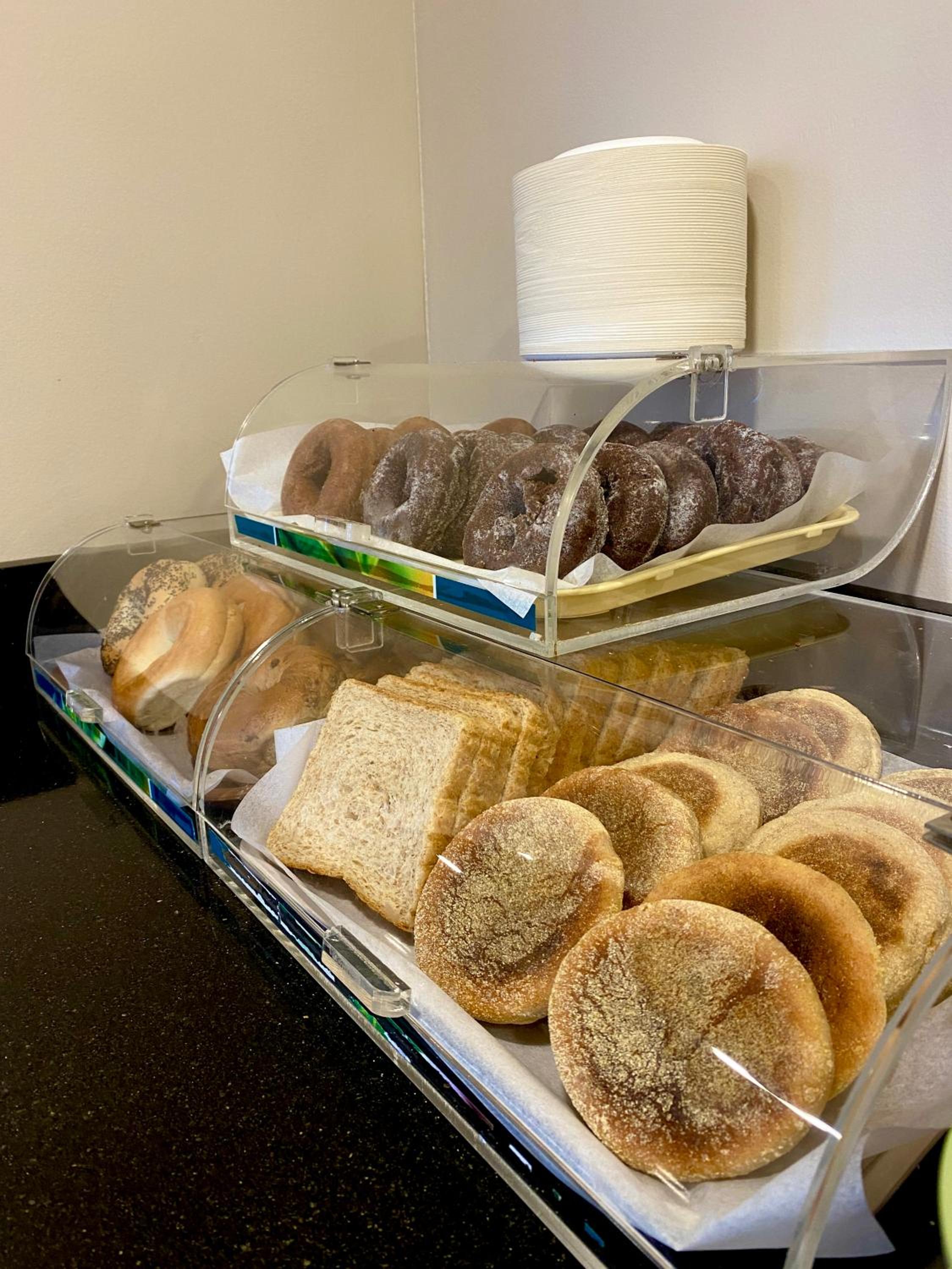 Фото Quality Inn Bangor Airport