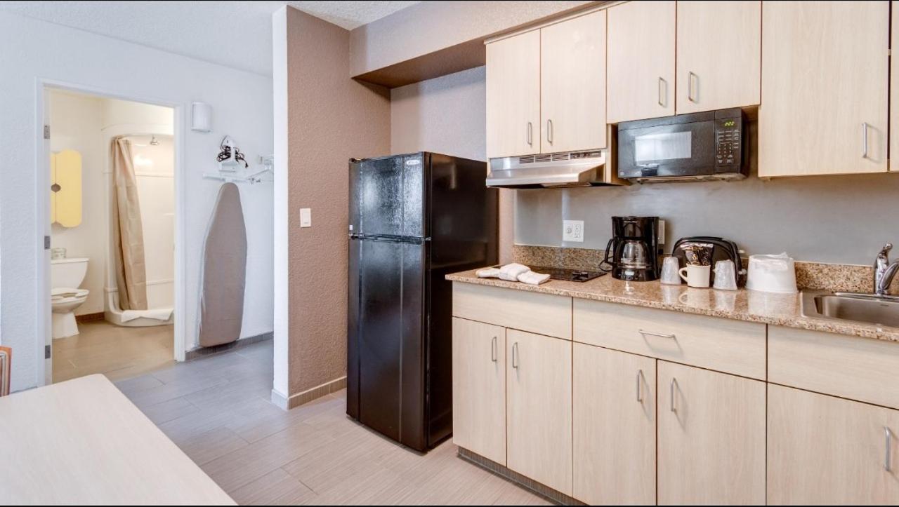 Фото Studio 6 El Paso, Tx - East