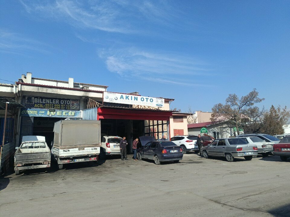 Servicio de coches, centro de reparación de automóviles Akin Auto Repair and Maintenance Service, , foto