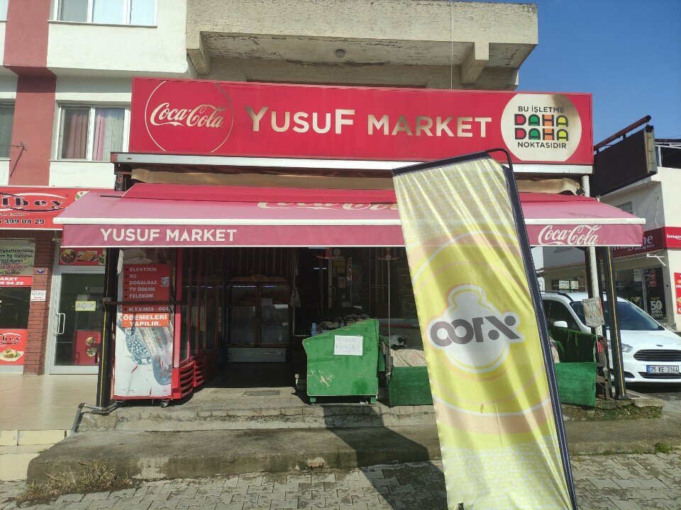 Grocery Yusuf Market, Izmir, photo