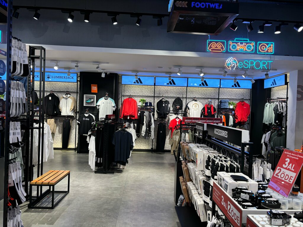 Shoe store Sport In Street, Istanbul, photo