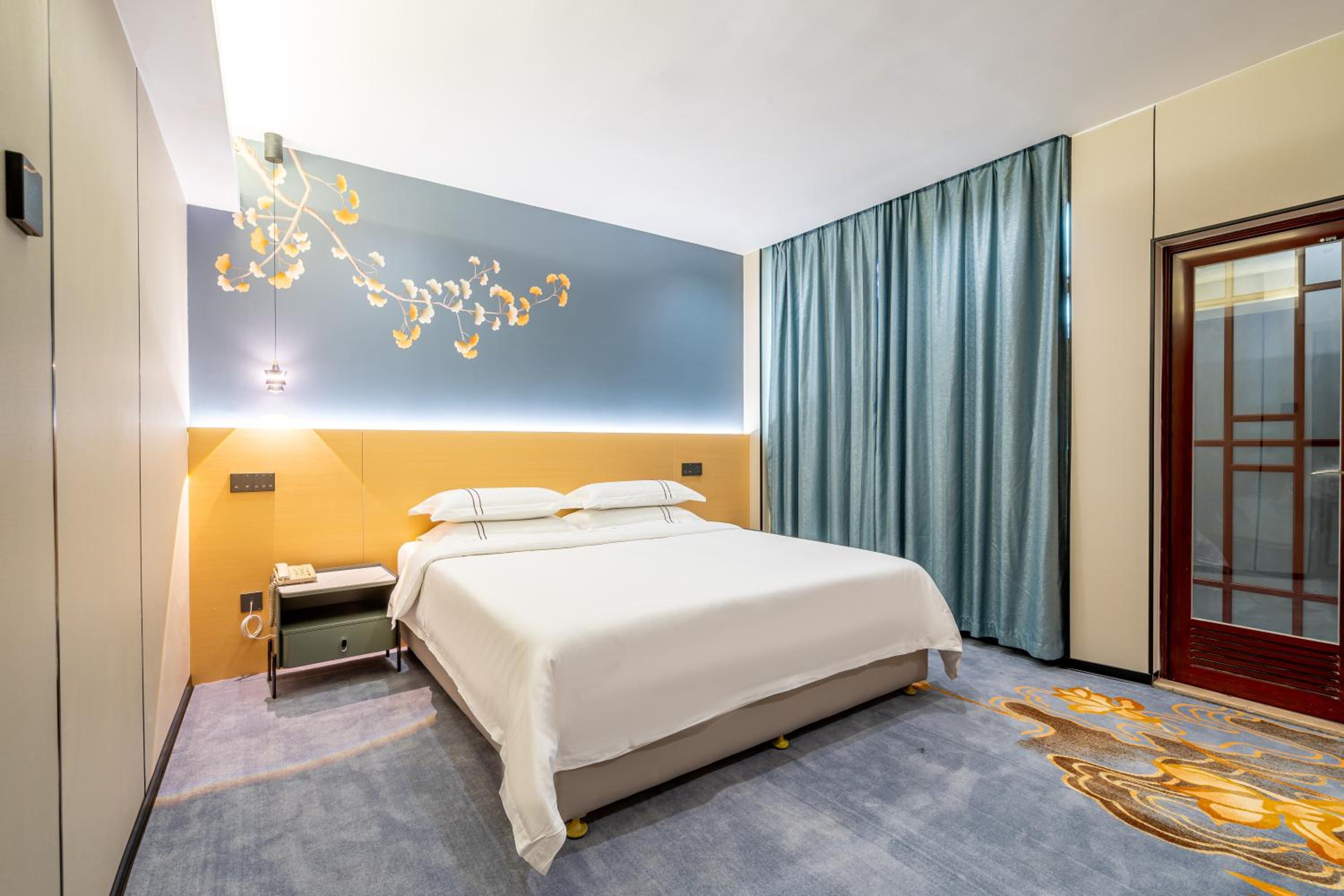 Фото Tokai Hotel