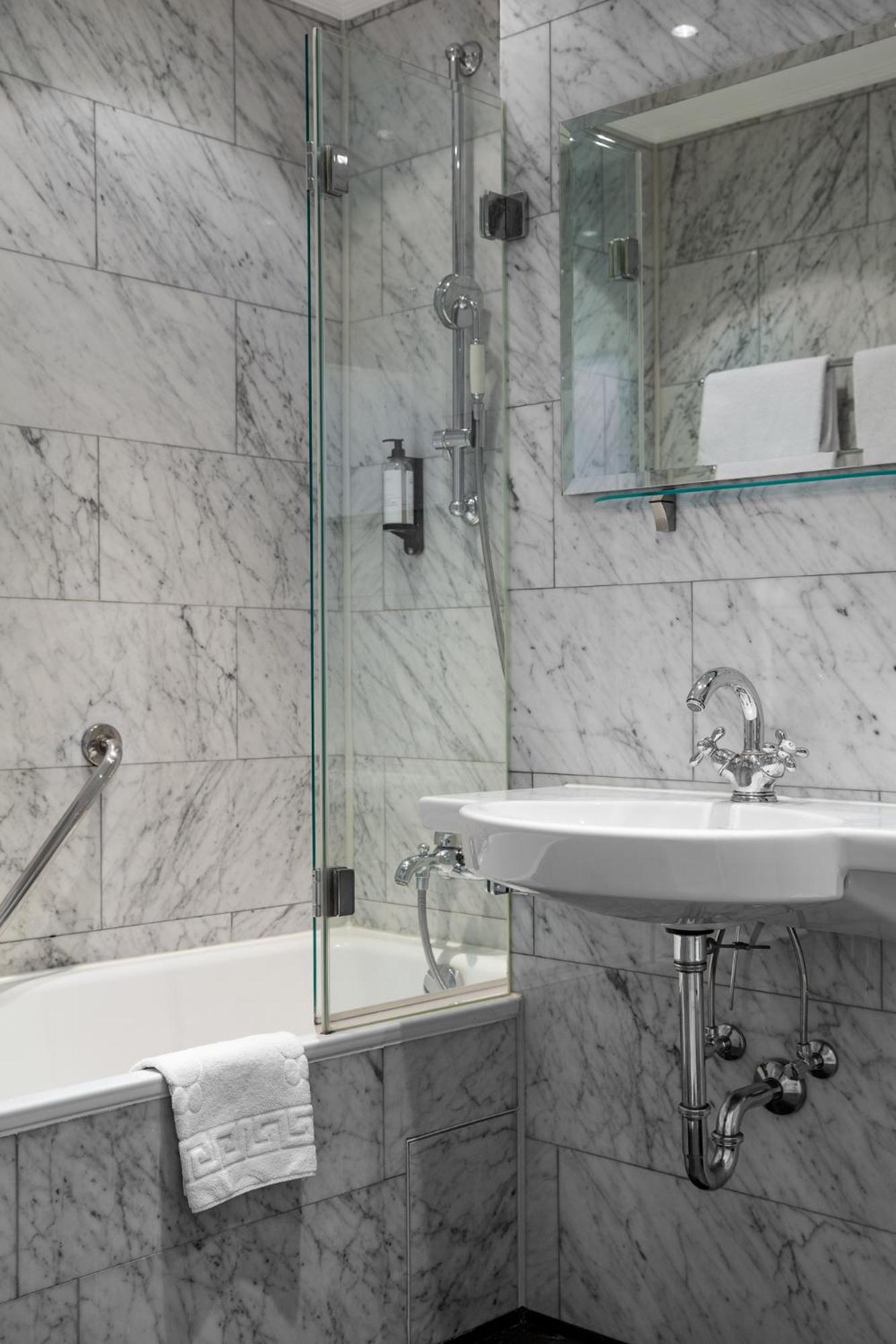 Фото The Suite Hotel Garden