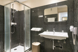 Гостиница Hôtel Locarno Nice