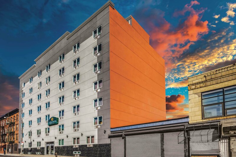 Гостиница La Quinta Inn & Suites by Wyndham Brooklyn Central в Нью-Йорке
