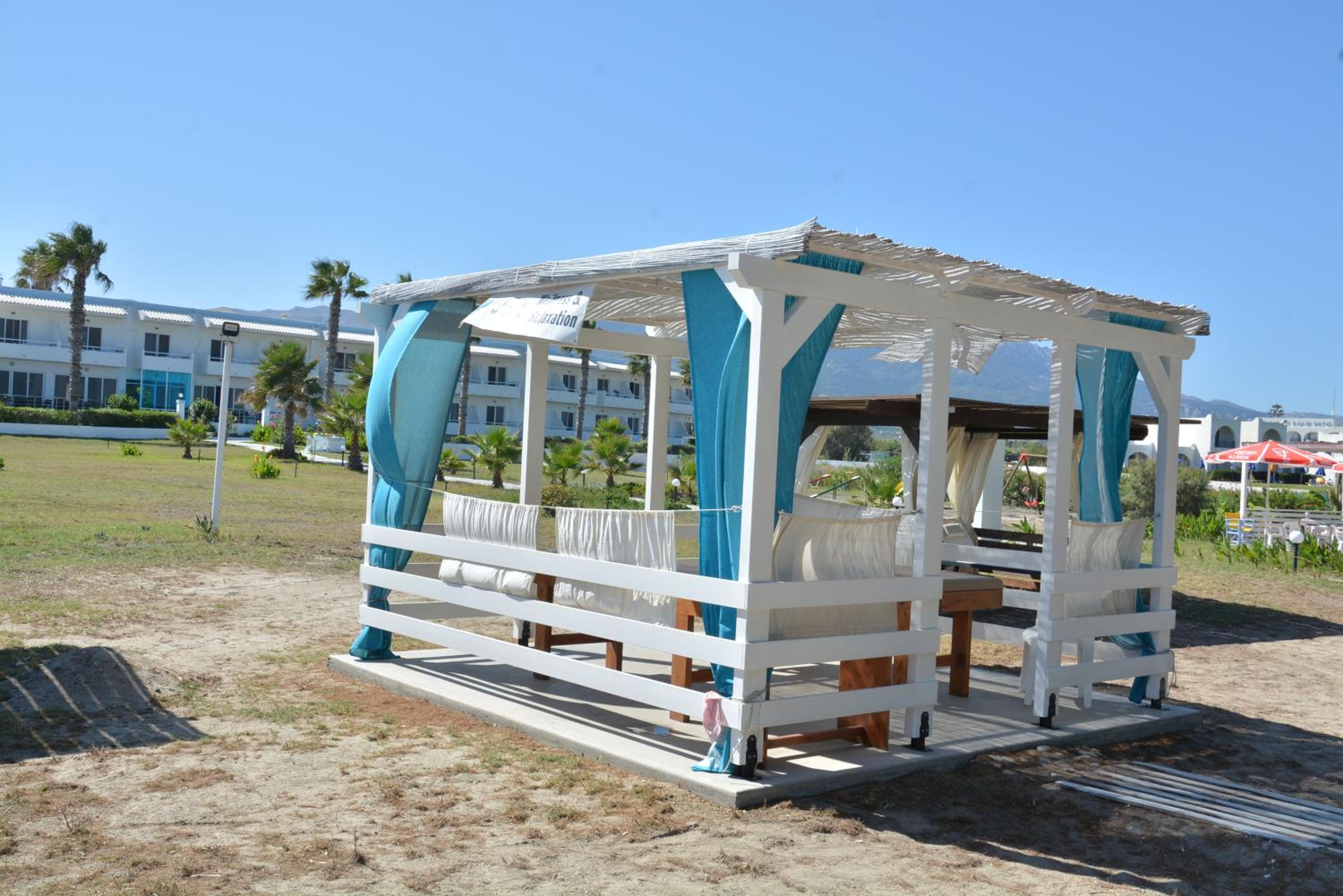 Фото Costa Angela