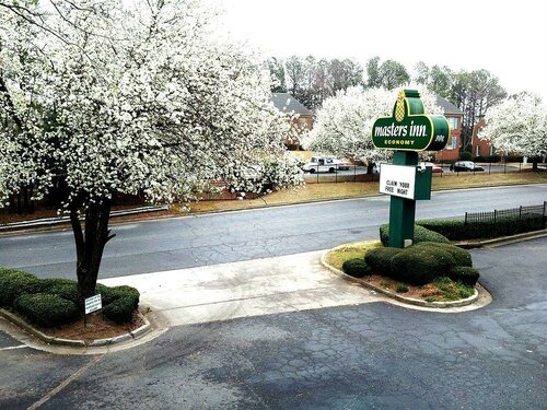 Гостиница Masters Inn Atlanta - Doraville at I-85 & 285