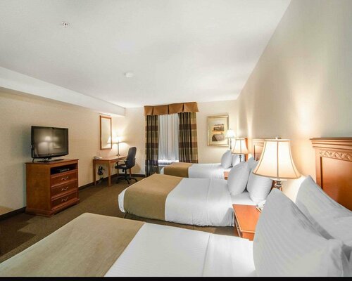 Гостиница Quality Inn & Suites