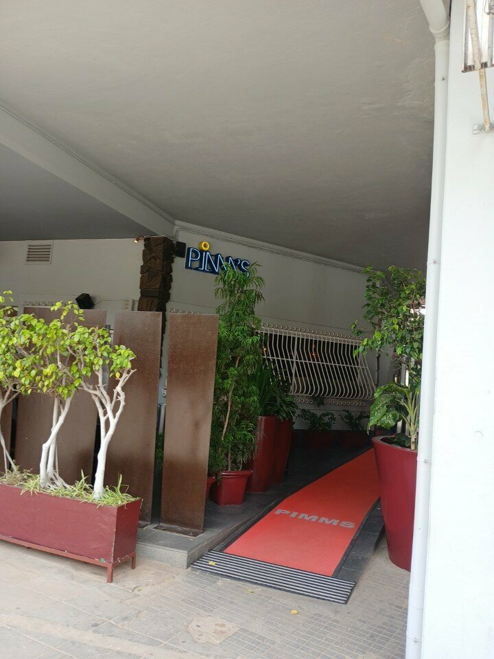 Restaurant Pimms, Loanda, photo