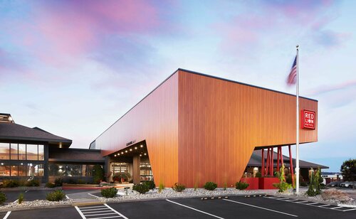 Гостиница Red Lion Hotel Wenatchee City Center