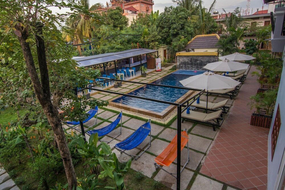 Фото The Local Time Village