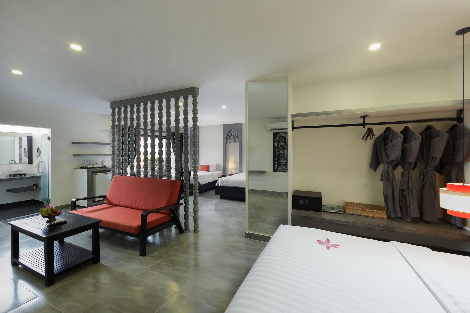 Фото Central Suite Residence