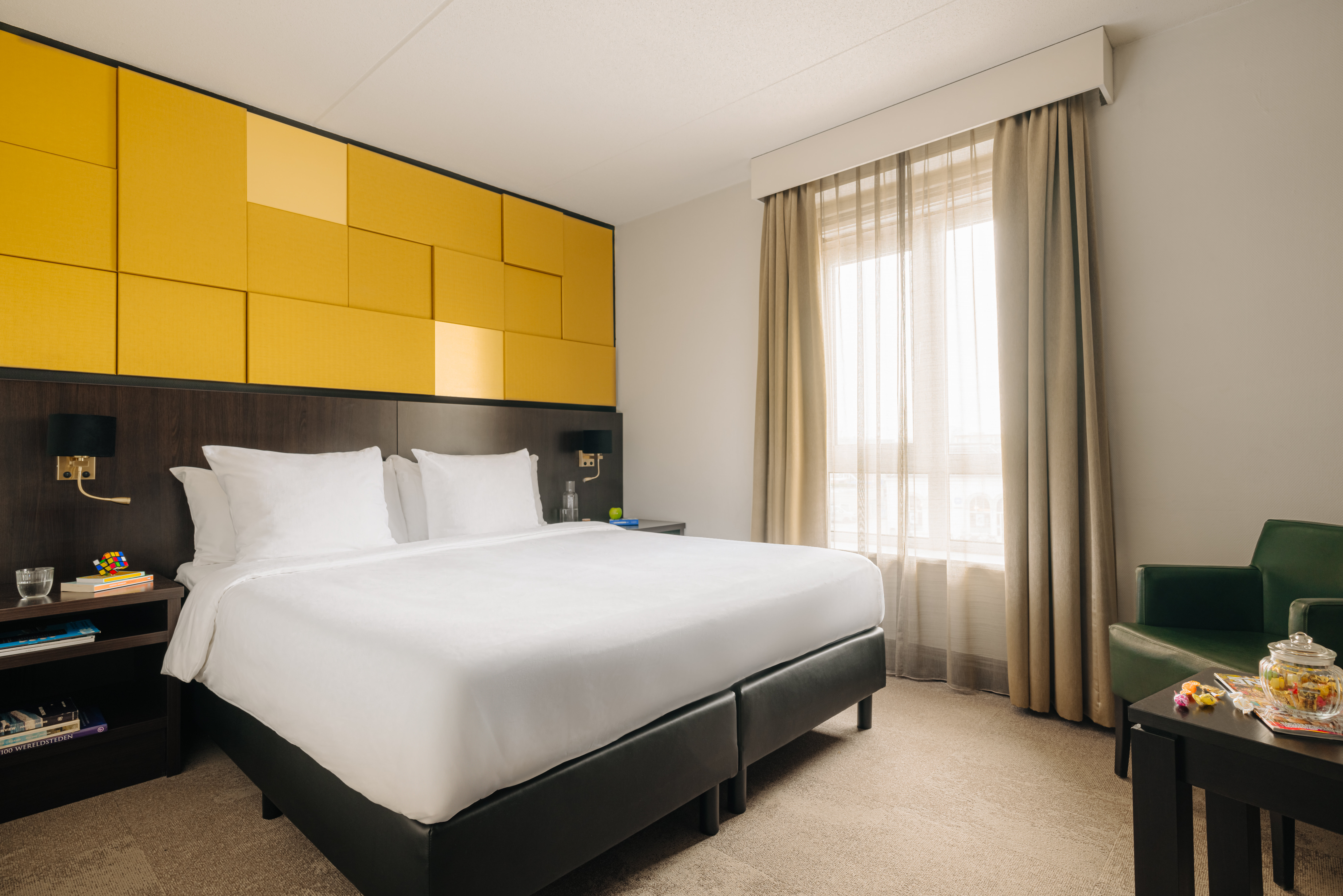 Фото Oranje Hotel Leeuwarden