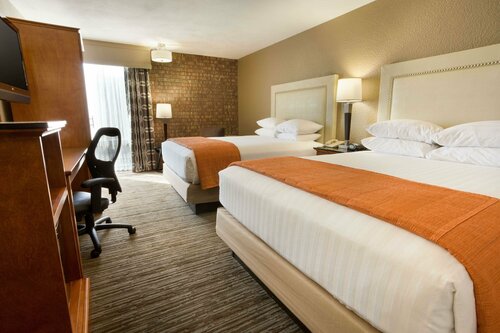 Гостиница Drury Inn & Suites Austin North