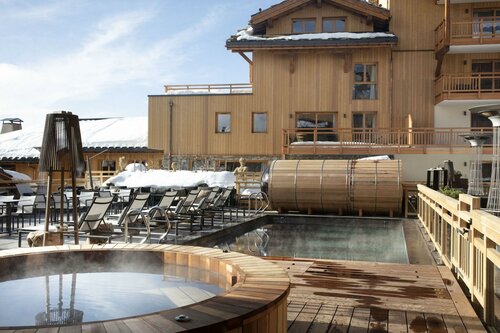 Гостиница Grandes Rousses Hotel & SPA
