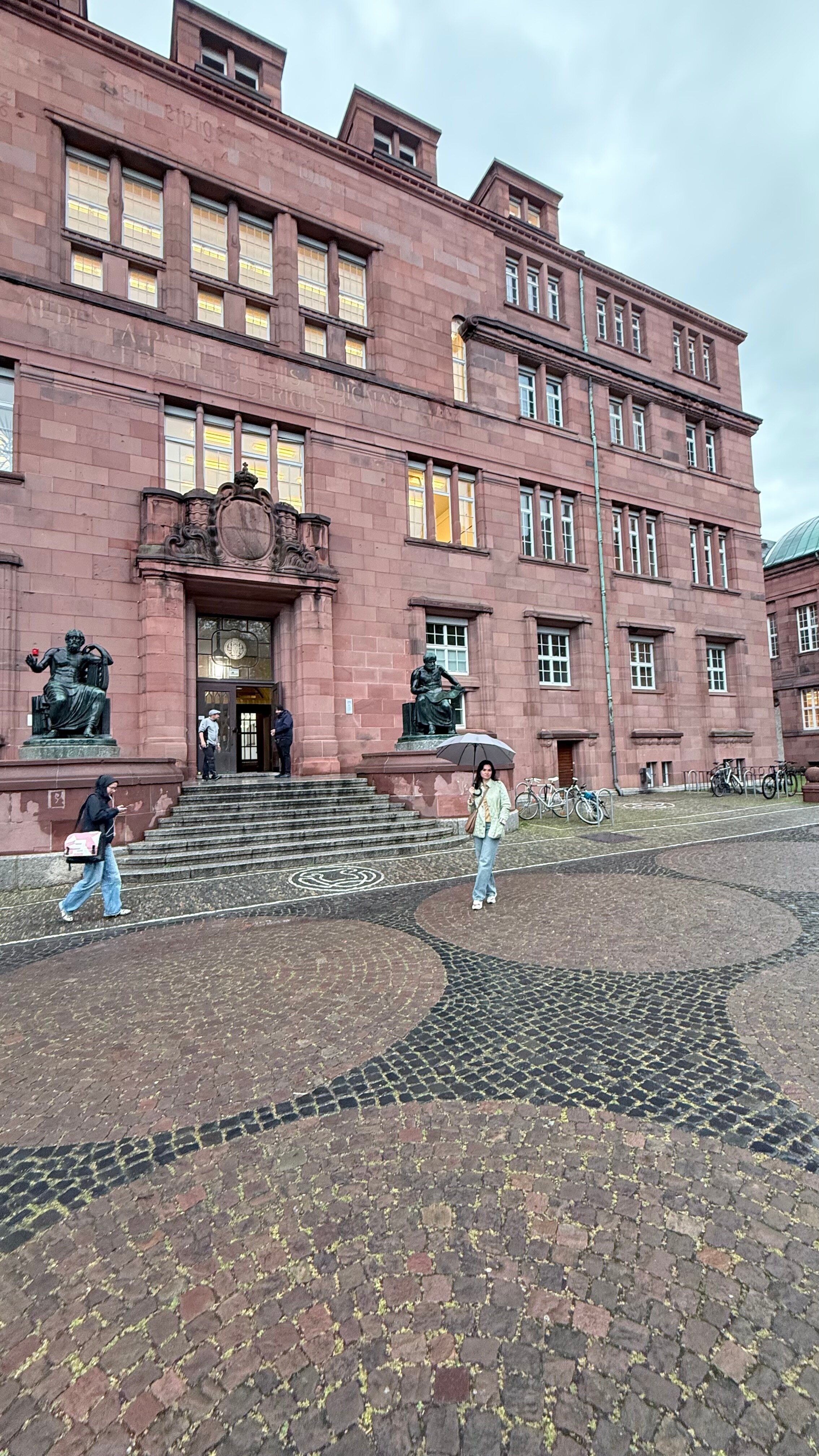 Фото Courtyard by Marriott Freiburg