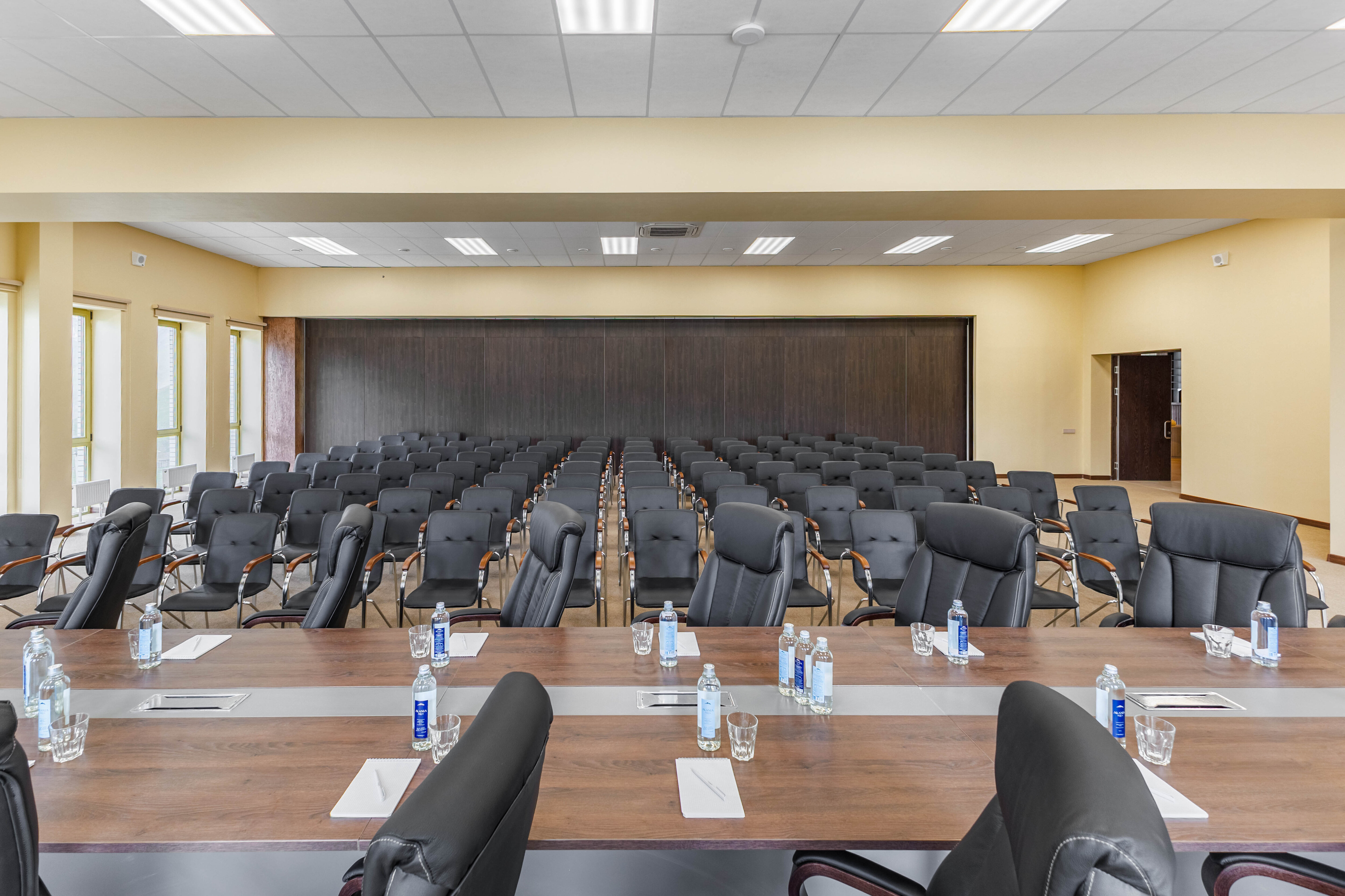 Фото Cosmos Vladikavkaz La Vallee Hotel