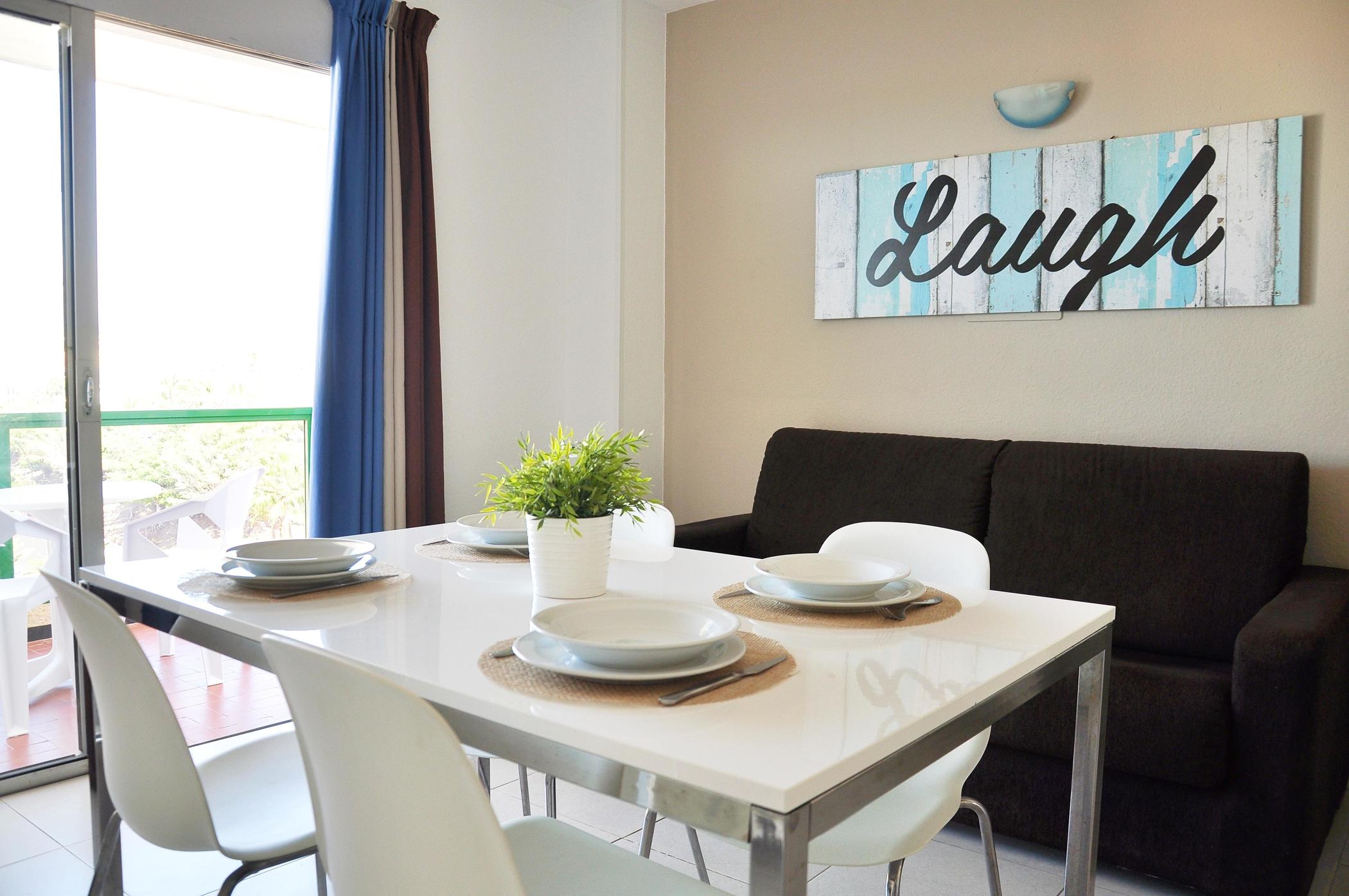 Фото Comodoro Apartments