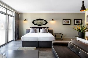 Гостиница The Hyde All-Suite Hotel