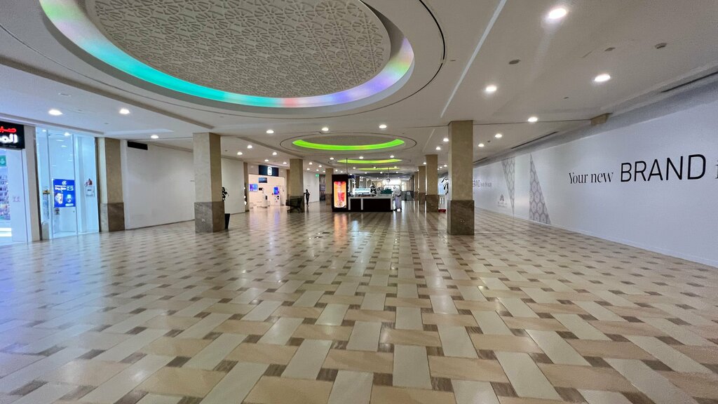 Shopping mall Al Ain Mall, Al Ain, photo