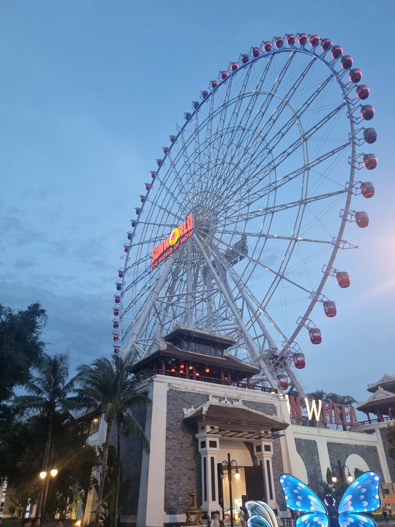 Amusement park Asia Park - Sun World Da Nang Wonders, Da Nang, photo