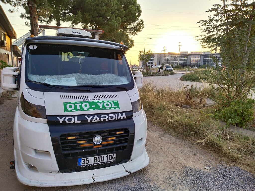 Auto technical assistance, car evacuation Bayrakli Highway Tow Services, Izmir, photo