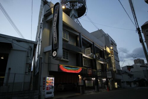 Гостиница The Hotel - Adults Only в Осаке